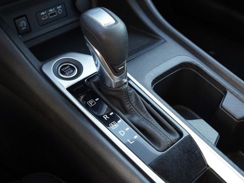 Certified 2024 Nissan Sentra SV image 16