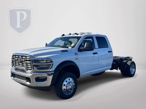 New 2026 RAM 4500 Tradesman w/ Chrome Appearance Group AWD/4WD image 4
