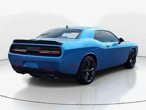 Used 2019 Dodge Challenger R/T Scat Pack RWD image 6