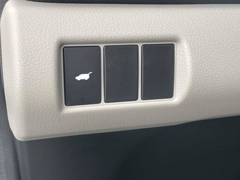 Used 2026 Honda Pilot Touring image 19