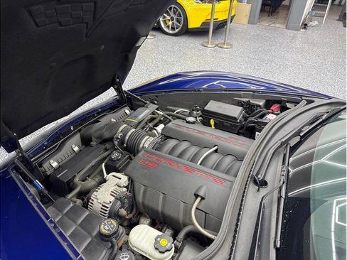 Used 2005 Chevrolet Corvette Coupe w/ Preferred Equipment Group image 11
