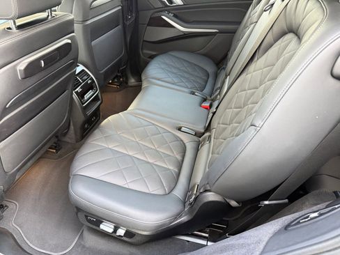 Certified 2024 BMW X7 xDrive40i image 23