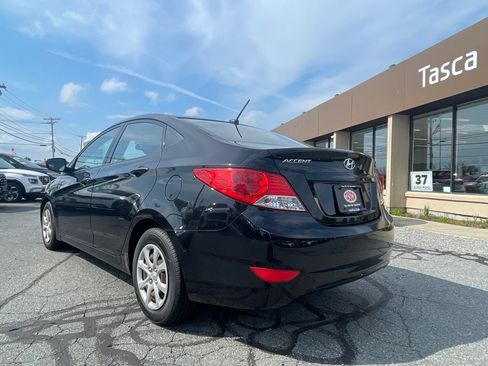 Used 2013 Hyundai Accent GLS FWD image 7