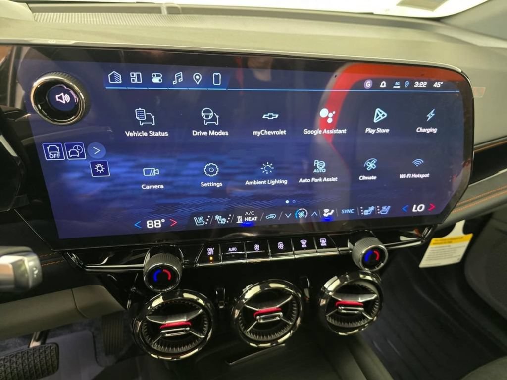 New 2026 Chevrolet Blazer EV SS w/ LPO, Blackout Package AWD/4WD image 32