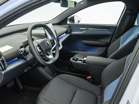 New 2026 Volvo EX30 Ultra w/ Climate Package AWD/4WD image 17