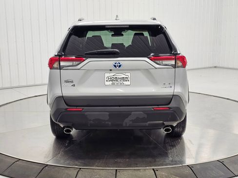Used 2024 Toyota RAV4 XLE image 4