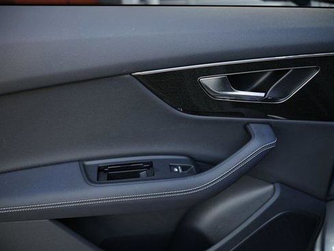 Certified 2025 Audi Q7 2.0T Premium Plus w/ Premium Plus Package image 26