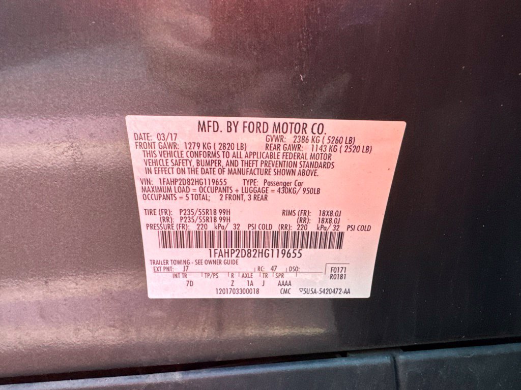 Used 2017 Ford Taurus SE FWD image 16