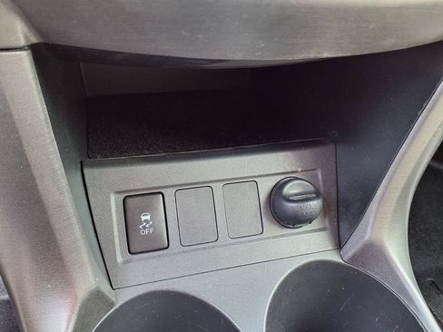 Used 2012 Toyota RAV4 FWD w/ Upgrade Value Pkg image 26