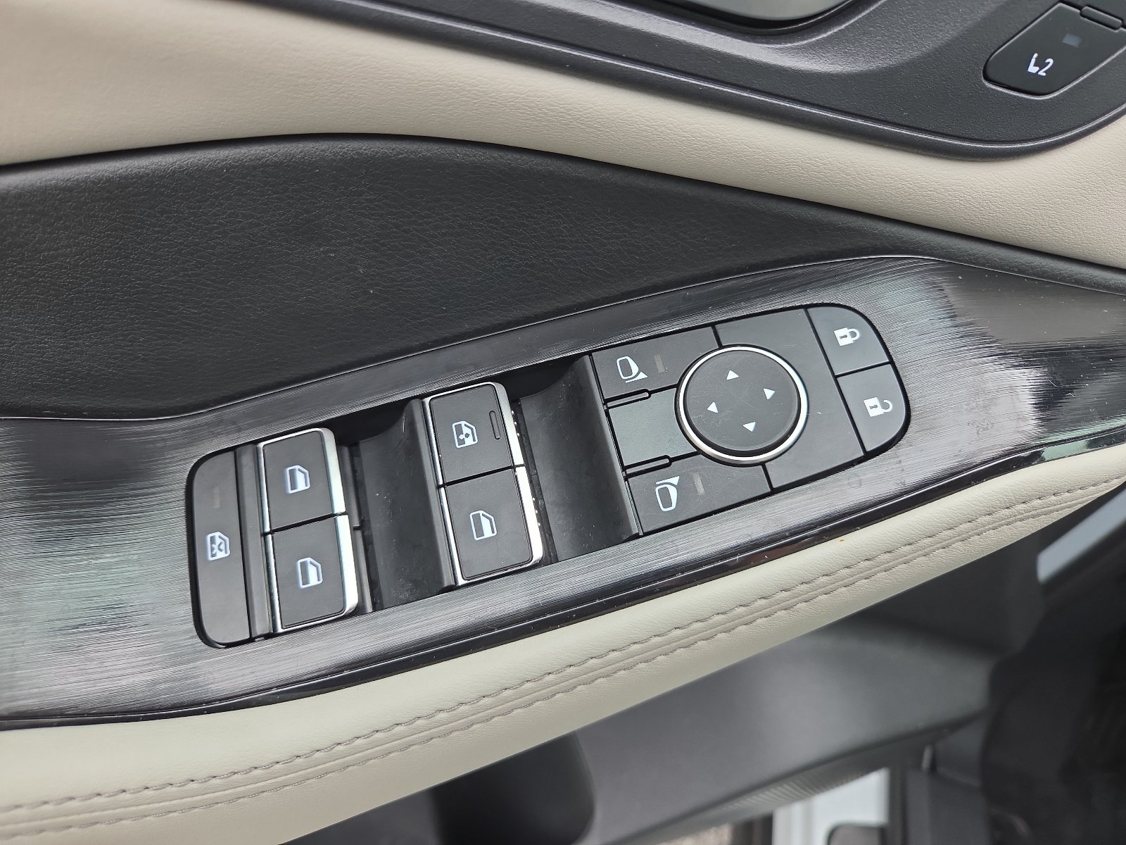 Used 2024 Nissan Rogue SL w/ SL Premium Package AWD/4WD image 15