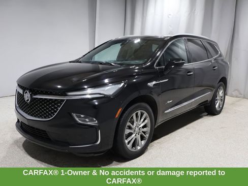 Used 2023 Buick Enclave Avenir w/ Avenir Technology Package image 5