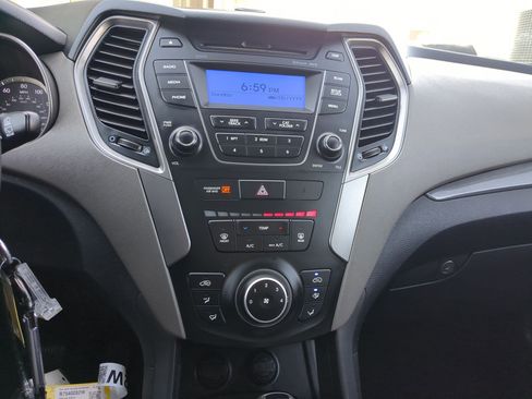 Used 2015 Hyundai Santa Fe Sport image 24