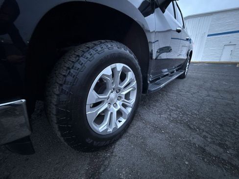 Used 2022 Chevrolet Silverado 1500 LTZ w/ LTZ Premium Package image 19