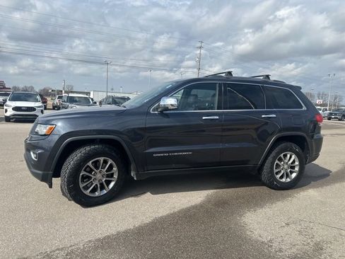 Used 2016 Jeep Grand Cherokee Limited w/ Luxury Group II image 29