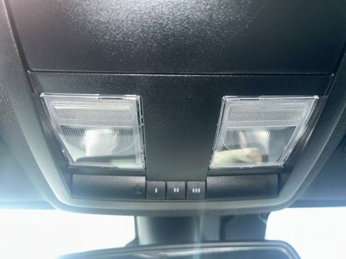 Used 2021 Dodge Challenger SXT w/ Plus Package image 29