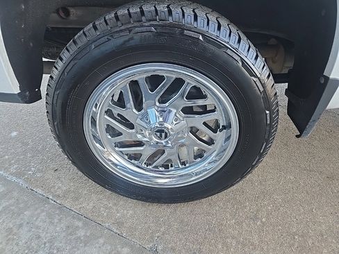 Used 2021 Chevrolet Silverado 1500 LT w/ Z71 Off-Road Package image 29