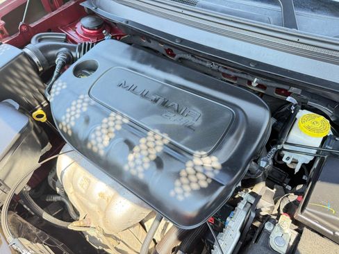 Used 2019 Jeep Cherokee Latitude Plus w/ Comfort/Convenience Group image 77