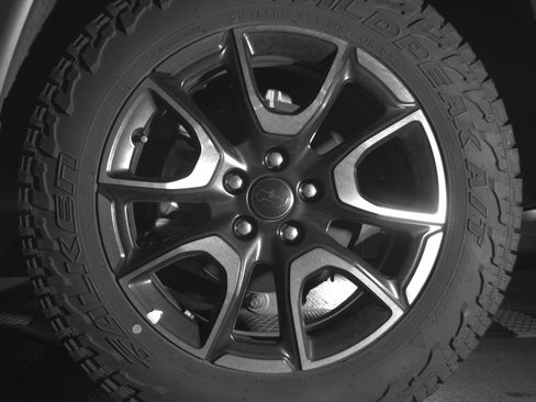 Used 2025 Jeep Compass Trailhawk AWD/4WD image 14
