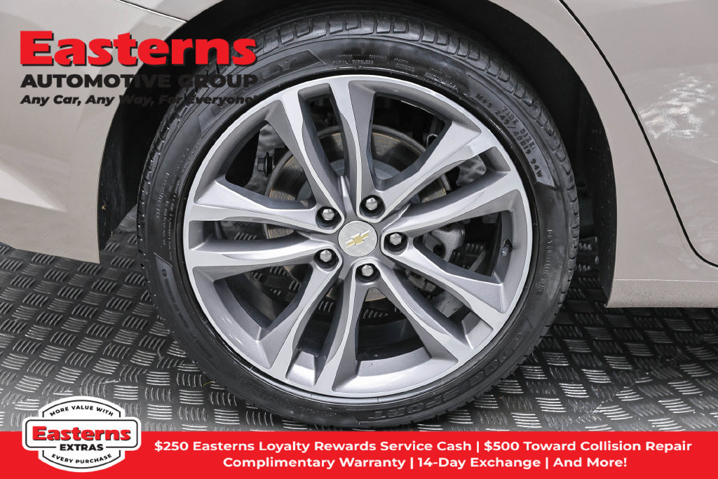 Used 2024 Chevrolet Malibu LT FWD image 33
