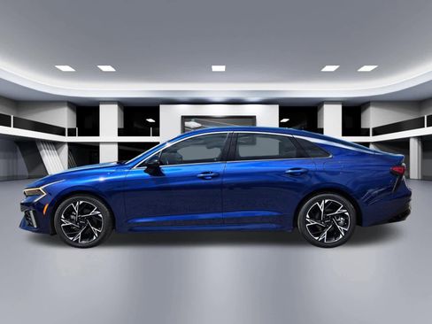 Used 2025 Kia K5 GT-Line w/ GT-Line Premium Package image 3