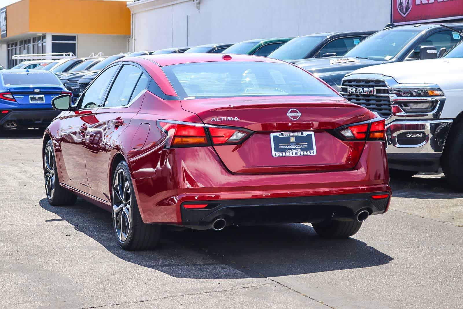 Used 2024 Nissan Altima 2.5 SR FWD image 6