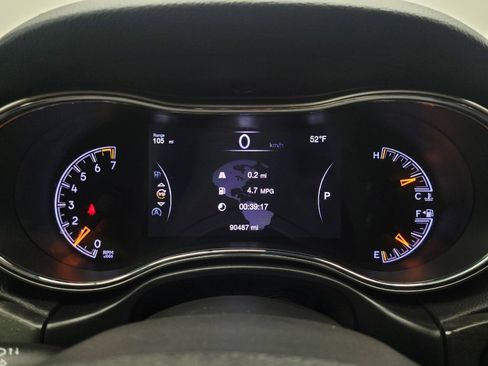 Used 2018 Jeep Grand Cherokee Limited image 23