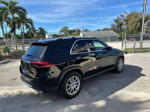 Used 2024 Mercedes-Benz GLE 450e 4MATIC image 5