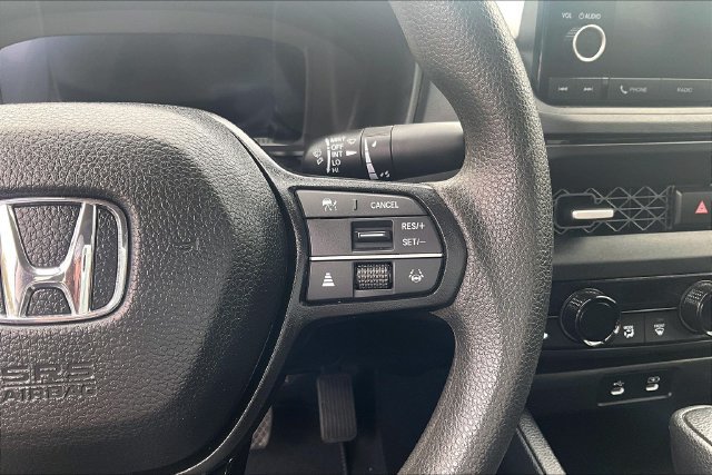 Used 2025 Honda Accord SE image 12