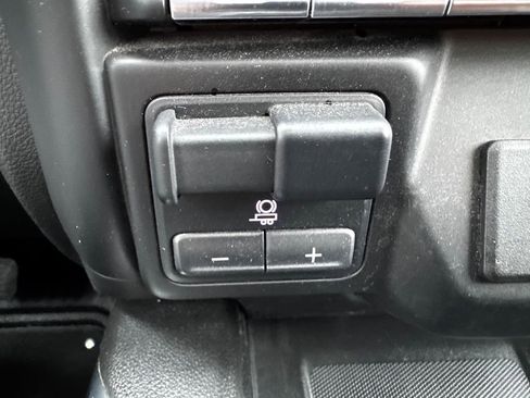 Used 2021 GMC Sierra 2500 Denali w/ Denali Black Diamond Edition image 34