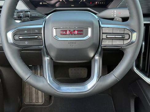 New 2026 GMC Acadia Elevation image 32