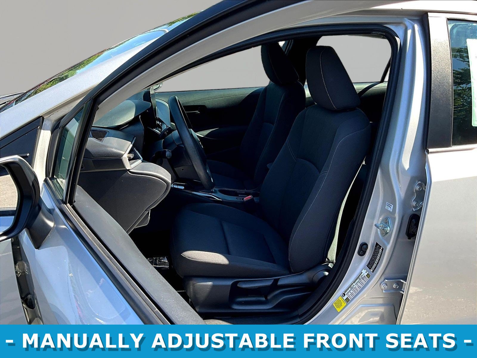 Used 2024 Toyota Corolla LE FWD image 21
