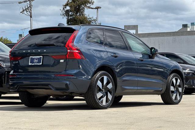 Certified 2024 Volvo XC60 T8 Plus w/ Protection Package Premier AWD/4WD image 3