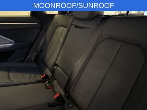 Used 2025 Audi Q3 2.0T Premium w/ Convenience Package image 18