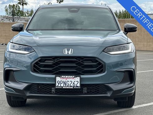 Certified 2025 Honda HR-V Sport image 9