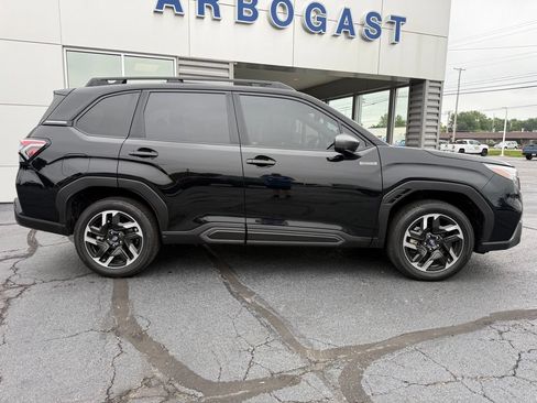 Used 2025 Subaru Forester Limited w/ Popular Package AWD/4WD image 4