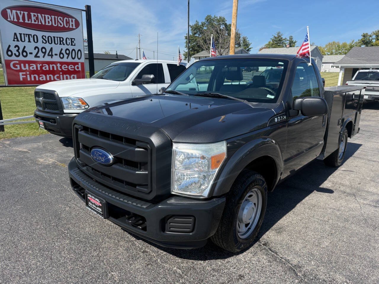 Used 2015 Ford F250 XL RWD image 2