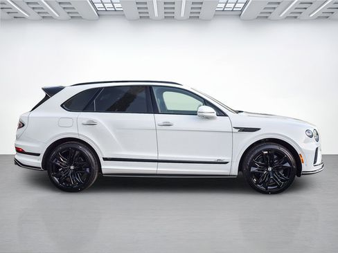 New 2026 Bentley Bentayga Speed image 5