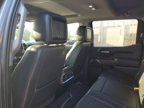 Used 2021 GMC Sierra 1500 Denali w/ Technology Package AWD/4WD image 10