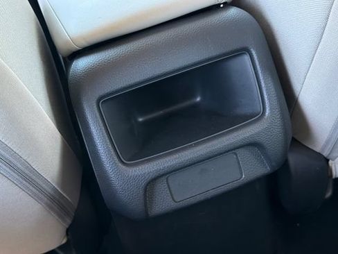 Certified 2025 Honda HR-V LX image 16