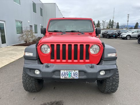 Used 2018 Jeep Wrangler Unlimited Sport image 7