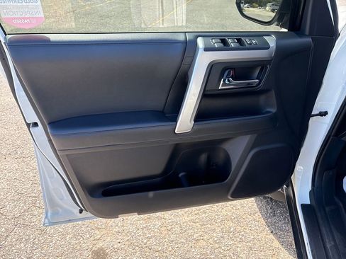 Certified 2021 Toyota 4Runner Trail Special Edition AWD/4WD image 14