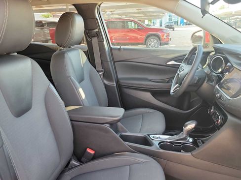 Used 2023 Buick Encore GX Select w/ Safety Package II FWD image 18