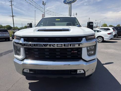 Used 2023 Chevrolet Silverado 2500 LT w/ Convenience Package AWD/4WD image 11