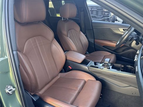 Used 2023 Audi A4 2.0T allroad Premium Plus w/ Premium Plus Package image 28