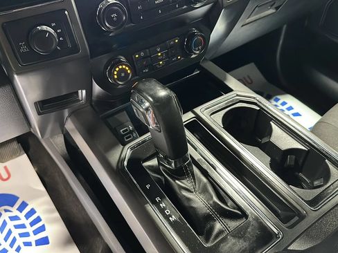 Used 2019 Ford F150 XLT w/ Equipment Group 302A Luxury AWD/4WD image 23