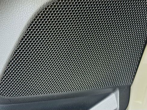 Used 2016 Toyota RAV4 XLE image 21