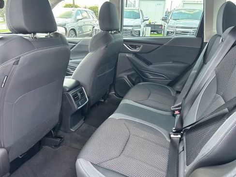 Used 2023 Subaru Forester Premium AWD/4WD image 30