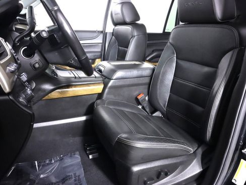Used 2019 GMC Yukon Denali w/ Denali Ultimate Package image 36