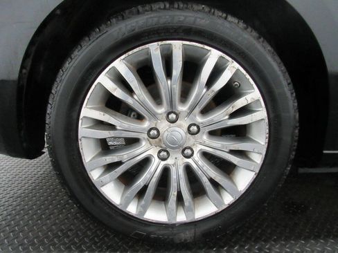 Used 2011 Chrysler 200 Limited FWD image 18