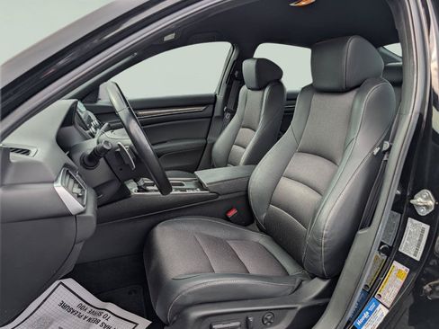 Used 2021 Honda Accord Sport image 12